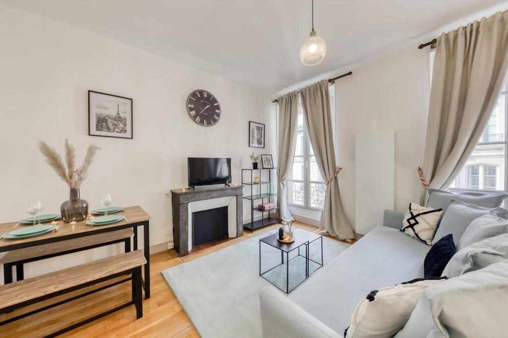 Le Lumineux 50 M² Gare/Chateau/Wifi/Netflix Versailles Exteriör bild
