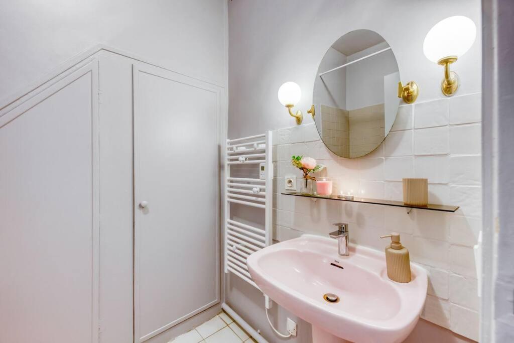 Le Lumineux 50 M² Gare/Chateau/Wifi/Netflix Versailles Exteriör bild